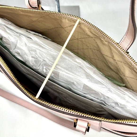 Michael Kors Charlotte Large Leather Top-Zip Tote Bag - Powder Blush - Picture 8 of 10